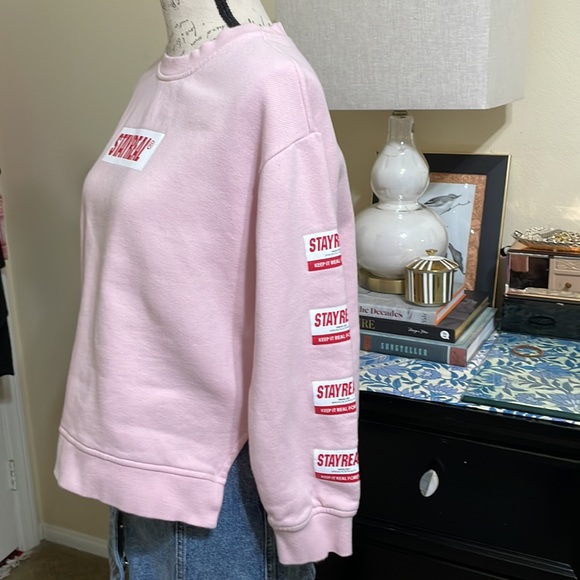 Stay Real Logo Sweatshirt - Picture 4 of 10